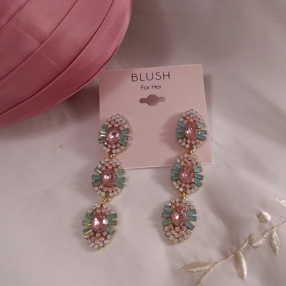 Dangle Pierce Earrings Multi-color Gold Tone Blush